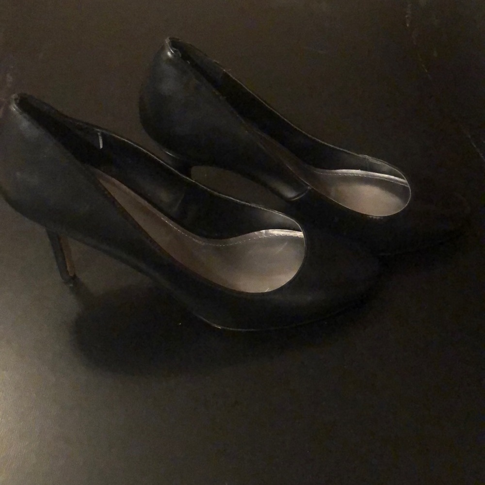 BCBG black leather heels